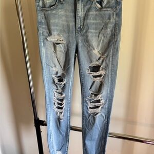 American Eagle Outfitters Light Blue Distressed Skinny Jeans
